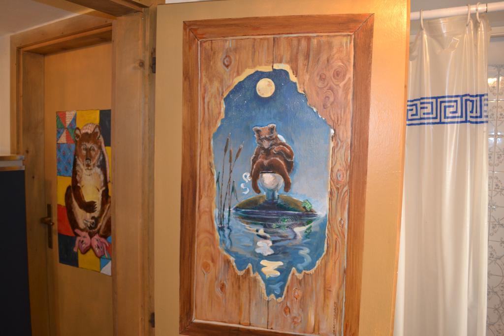 B&B La Tana Dell'Orso - Die Baerenhoehle Castello-Molina di Fiemme Ruang foto